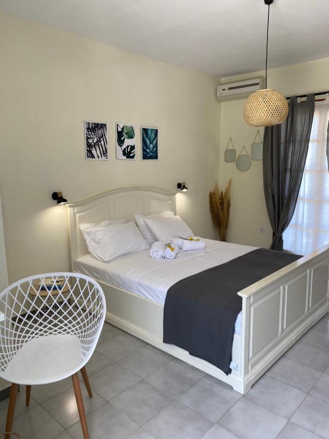 Lemon Tree Apartments B C Argostoli  Exterior photo